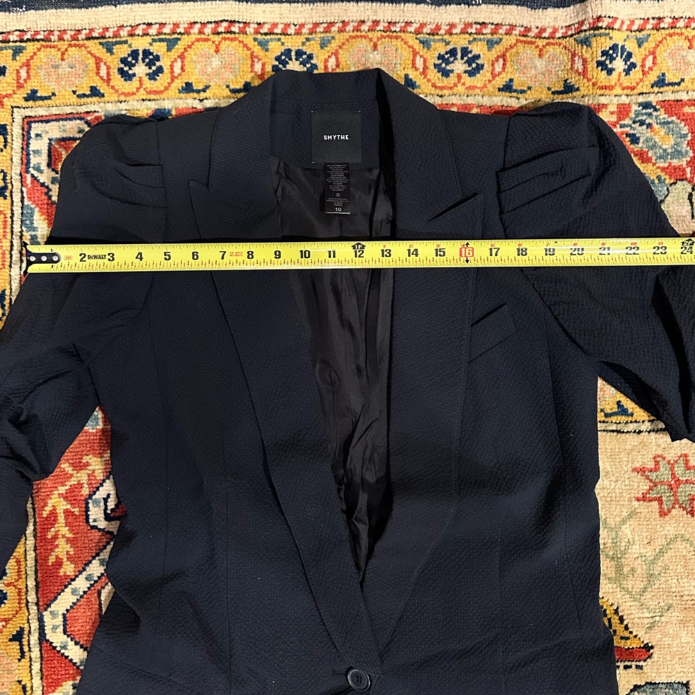 SMYTHE scrunch sleeve long line blazer - black seersucker - Picture 11 of 11